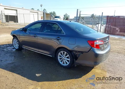 2014 Toyota Camry Xle V6 z USA, uszkodzony, nr VIN 4T1BK1FK7EU539681